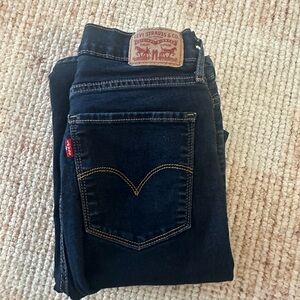 Levis Hi Rise Straight Jeans